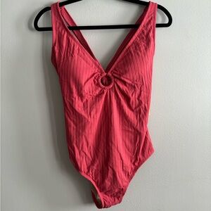 Kona Sol Wide Ribbed Ring Medium Coverage One Piece Swimsuit